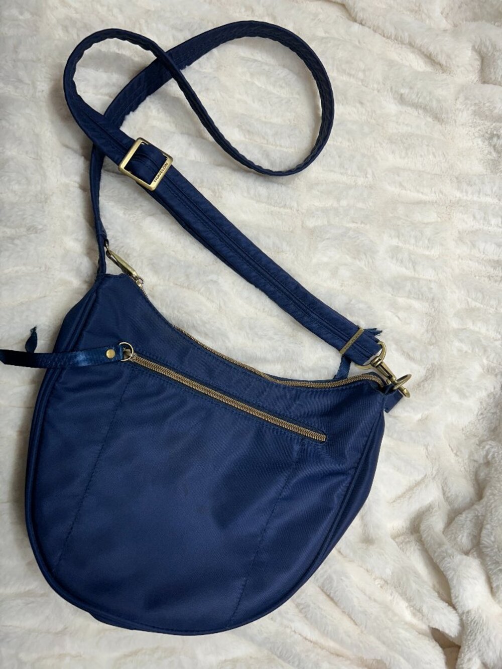 Travelon Anti-Theft Classic Crossbody Bag - Midnight Blue - Excellent Condition